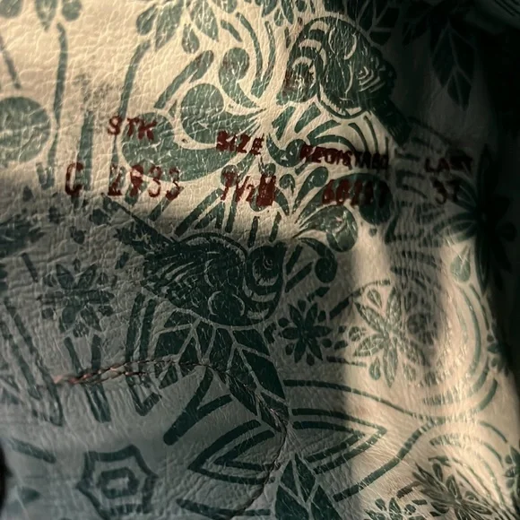 Corral Boots - Picture 4 of 7